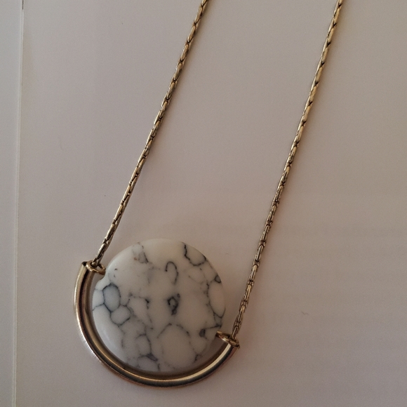 Necklace 3/$ 15 - Picture 3 of 4